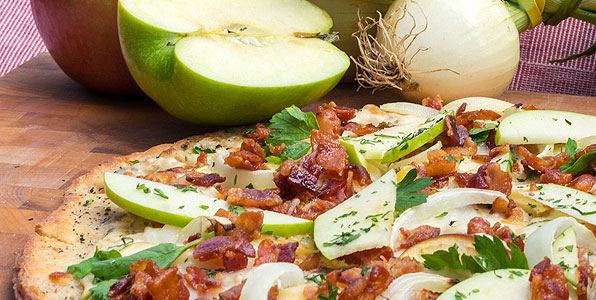 Apple, Bacon, Sweet Vidalia Onion Pizza Recipe Image